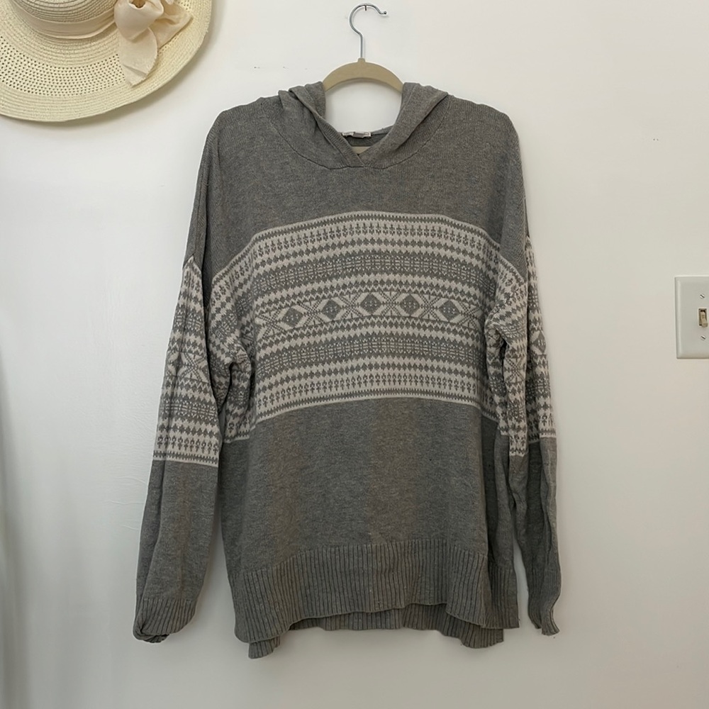 Oversized GAP winter sweater with hood